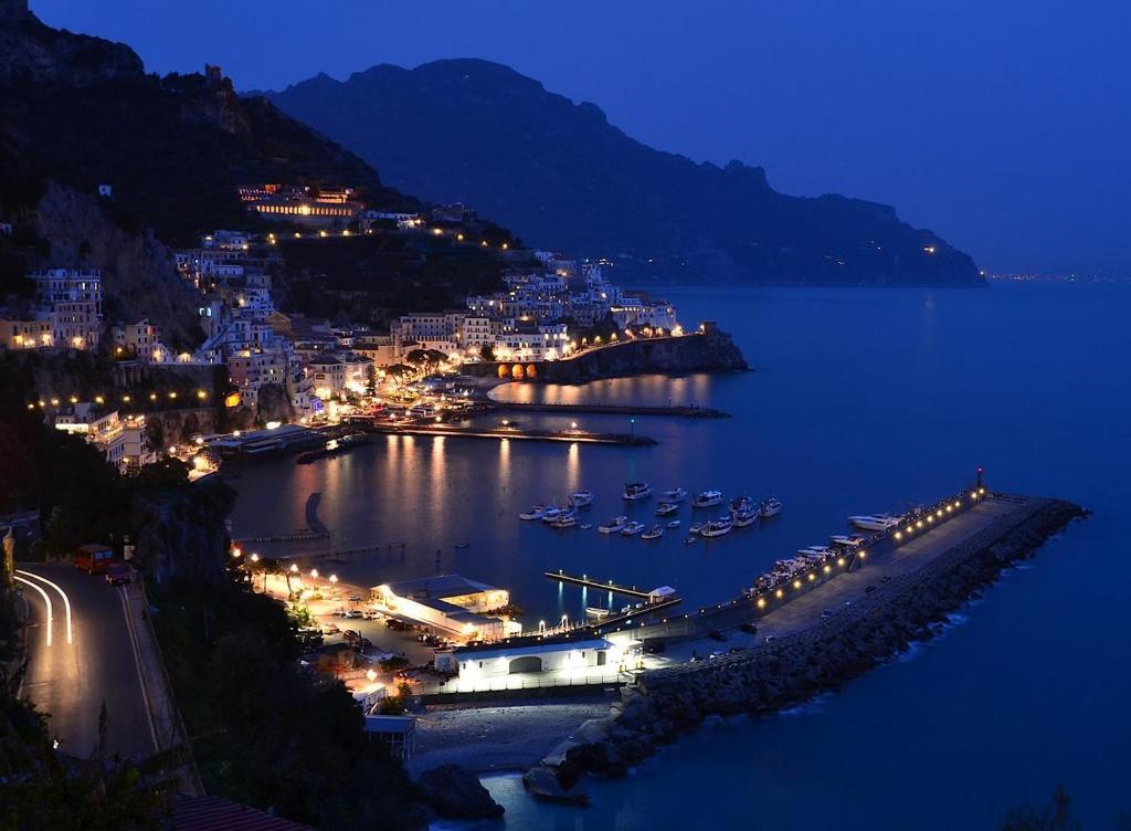 Casa Amore S Lucia อามาลฟี ภายนอก รูปภาพ